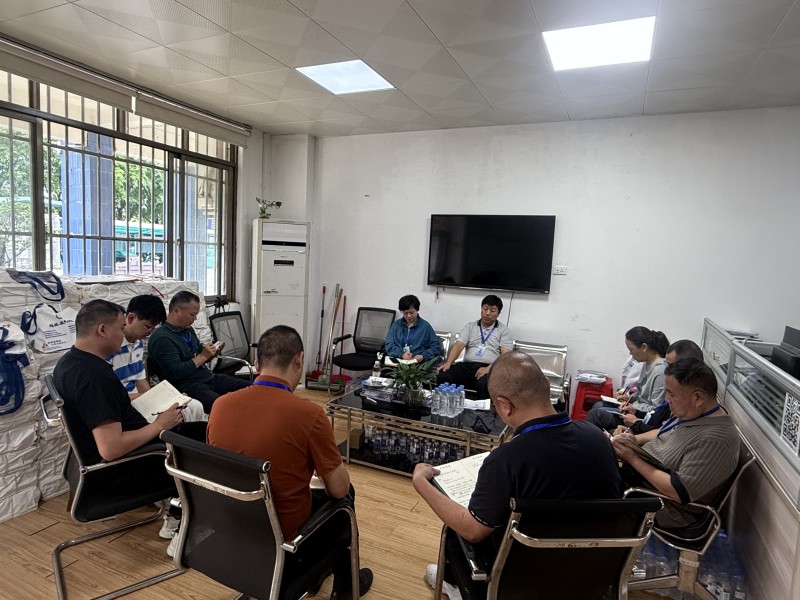 学院党委深入招生就业科开展集中研讨